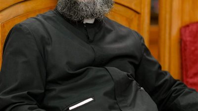 الأنبا مرقس وليم يترأّس قُدَّاس ذِكرى الأَربعين للأبِ أَرسانيوسَ مريد