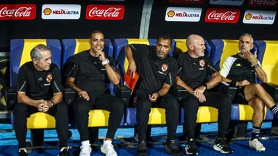 أزمة بين الشحات ومدرب الأهلي في مباراة إنبي.. هذا الشخص أنهى الموقف