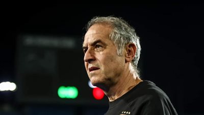 كولر يستقر على تشكيل الاهلي لمواجهة الاسماعيلي في دوري نايل