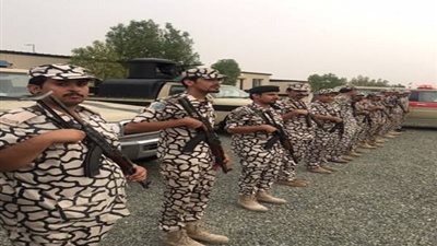 دوريات المجاهدين بالمنطقة الشرقية تقبض على شخص لترويجه مادة الإمفيتامين المخدر