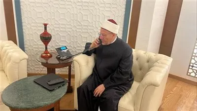 مفتي الجمهورية يُجري اتصالًا هاتفيًّا بمُفتي القدس والديار الفلسطينية 