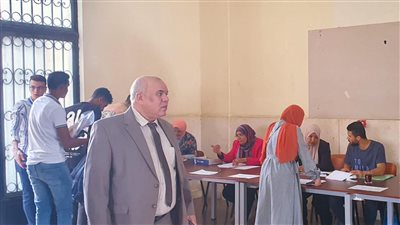 رئيس جامعة الدلتا التكنولوجية يُتابع سير إجراءات تقديم الطلاب الجدد 
