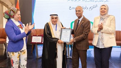 رئيس جامعة بورسعيد يشهد المؤتمر العلمي الإقليمي الخامس 