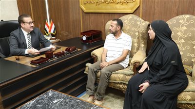 محافظ المنوفية يواصل لقاءاته اليومية مع المواطنين ويفحص شكواهم وطلباتهم