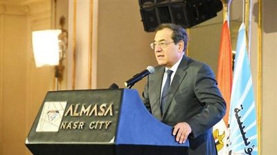 عاجل.. وزارة البترول: هدية فورية 3375 جنيهًا لمن يحولون سيارتهم للعمل بالغاز الطبيعي