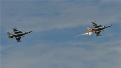 مجرد البداية.. جيش الاحتلال يتفاخر بفيديو لغارات طيرانه على غزة 