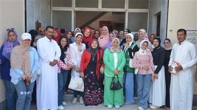 فتيات المحافظات الحدودية في زيارة لمنطقة 