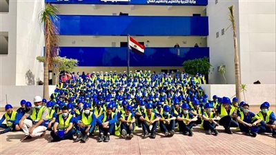  المصرية للاتصالات: مدارس 