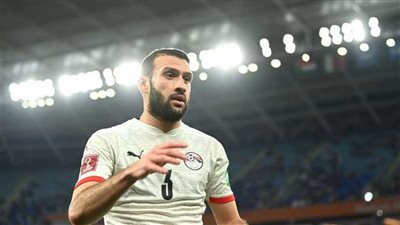 عاجل.. الأهلي يحصل على توقيع عمر كمال عبد الواحد لمدة 3 مواسم ونصف