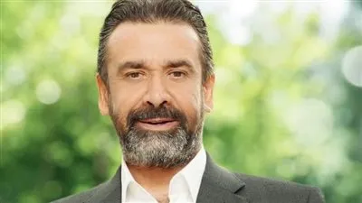 كريم عبد العزيز داعمًا القضية الفلسطينية: أناشد ضمائر العالم لإنقاذ الشعب الفلسطيني