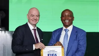 النادي الذي أشجعه؟ رئيس الاتحاد الدولي لكرة القدم يرد على السؤال المحرج