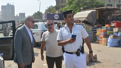 محافظ القليوبية يُتابع رفع مستوى النظافة العامة وإزالة الإشغالات بأحياء شرق وغرب شبرا الخيمة