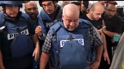 “الصحفيين العرب” يتقدّم بالعزاء للزميل وائل الدحدوح لاستشهاد أفراد من عائلته نتيجة الغارات الإسرائيلية على غزة