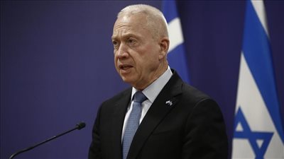 وزير دفاع الاحتلال: انتقلنا للهجوم المتعاظم على قطاع غزة من الجو والبحر والبر