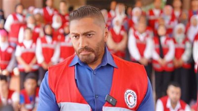 تامر حسني يعلن إيقاف جميع أنشطته الفنية لحين انتهاء أزمة فلسطين