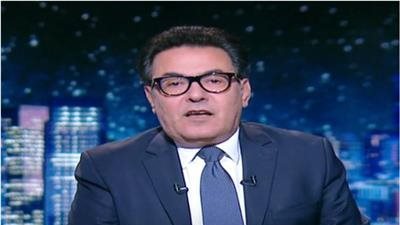 خيري رمضان يطالب بمحاكمة عاجلة للمحتكرين بسبب أزمة السكر