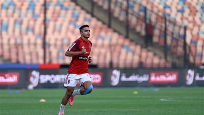 محمد يوسف: “استغربت” من إبعاد الدبيس عن تشكيل الأهلي أمام الجونة