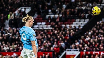 رقم قياسي جديد لهالاند في ديربي مانشستر.. تفاصيل