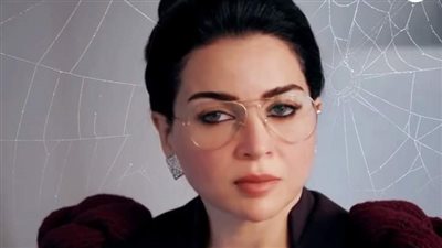 مي عز الدين: 