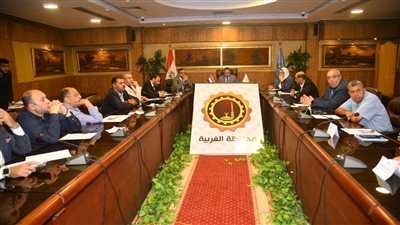 محافظ الغربية يترأس الاجتماع الدوري للمجلس الاقتصادي الاجتماعي (صور)