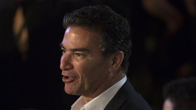 الرئيس السابق للموساد يعلق على دوره في المفاوضات لعودة الرهائن