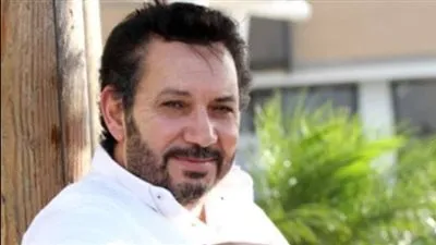 هكذا يظهر كمال أبو رية في فيلم ”المنبر”