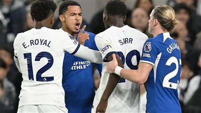 مباراة تاريخية.. تشيلسي يكتسح توتنهام برباعية في الدوري الإنجليزي 