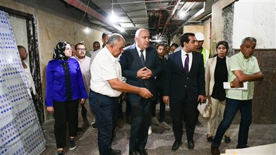 تمهيدا لتشغيلها تجريبيا.. محافظ قنا يتفقد أعمال التشطيبات النهائية بمستشفي أبوتشت العام