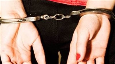 حبس ممرضة بتهمة سرقة مشغولات ذهبية بالجمالية 