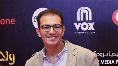 بسبب مسرحية 