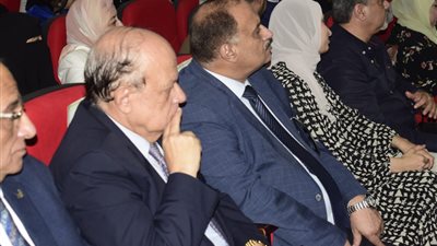 محافظ بورسعيد يشهد فعاليات ندوة حكاية وطن ما بين الرؤية والإنجاز 