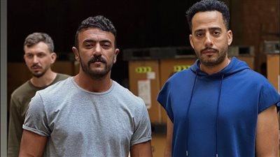 برفقة عصام السقا.. أحمد العوضي يروج لفيلمه الجديد