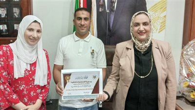 وكيل شباب الدقهلية تكرم المدير الفني للمصارعة بنادي شباب بلقاس