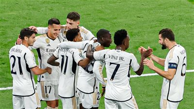 هل اقترب الرحيل؟.. جوهرة ريال مدريد يحسم موقفه من أموال السعودية وعروض البريميرليج 