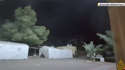 مشاهد توثق القصف العنيف الذي استهدف محيط المستشفى الإندونيسي (فيديو)