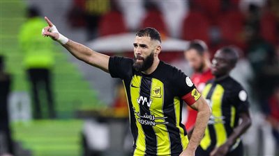 بهاتريك بنزيما ورائعة كورنادو.. الاتحاد يستعيد طريق الانتصارات في دوري روشن السعودي