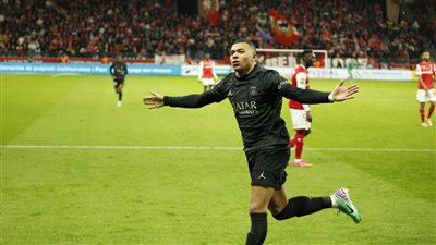 عاجل.. مبابي يرد على تجديد تعاقده مع باريس سان جيرمان