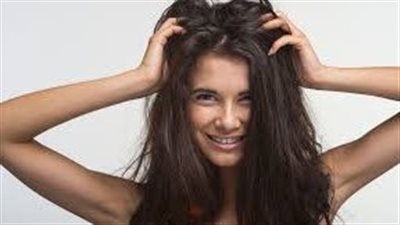 وصفات طبيعية سهلة لتكثيف الشعر في أسرع وقت 