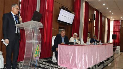  مناقشة تعظيم دور القطاع الحكومي في الصناعة بالجلسة الحوارية الأولى لملتقى جامعة المنوفية