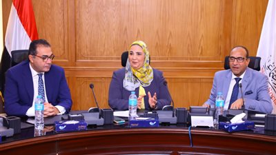 القباج تشهد توقيع بروتوكول تعاون بين بنكي ناصر والمصري الخليجي 