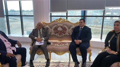  رئيس جامعة أسوان يشهد فاعليات ورشة العمل  للمنظومة الإدارية