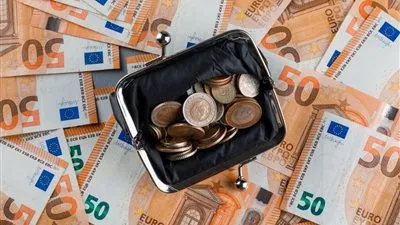  سعر اليورو الأوروبي أمام الجنيه اليوم الاثنين 20 نوفمبر 2023