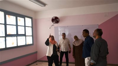 نائب محافظ أسوان تتفقد معدلات التنفيذ بالمشروعات التعليمية