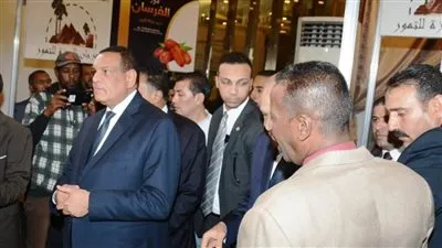 محافظة أسوان تشارك في مهرجان الجيزة للتمور بنادي الزراعيين
