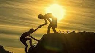 في روح الوفاء والتلاحم: أجمل مقولات الصداقة