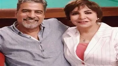 زوجة الفنان جمال عبد الناصر تكشف عن حقيقة تعرضه لوعكة صحية