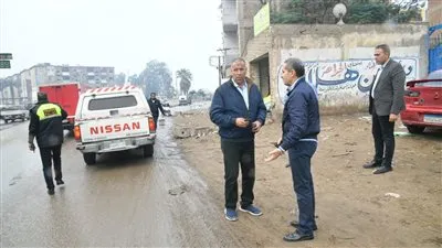 محافظ الغربية يتابع رفع مياه الأمطار بمركز ومدينة كفر الزيات (صور)