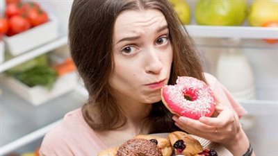 طرق سد الشهية.. أطعمة تقلل الجوع وتساعد في التحكم بالوزن