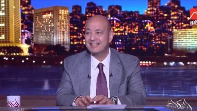 تعليق قوي من عمرو أديب على أزمة ارتفاع أسعار السكر