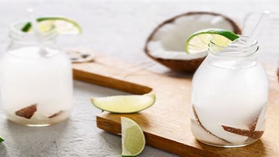 فوائد ماء جوز الهند للشعر والبشرة.. تعرف على فوائده الرائعة